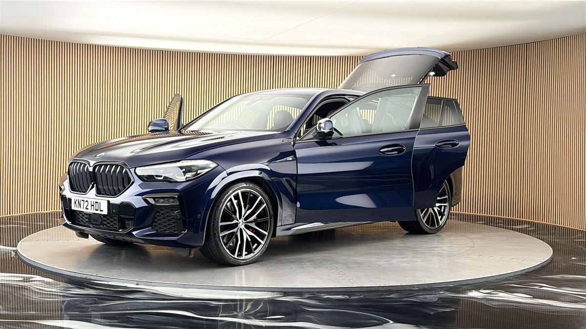 BMW X6 Image 22