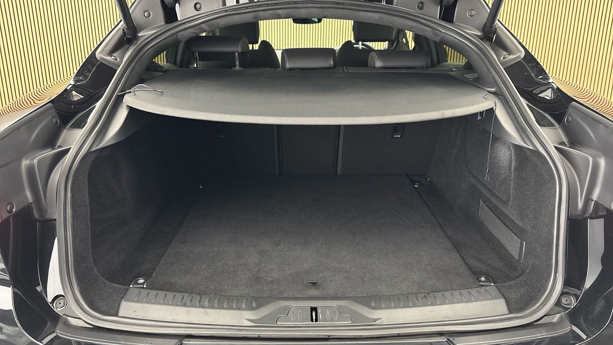 Jaguar I-PACE Image 11