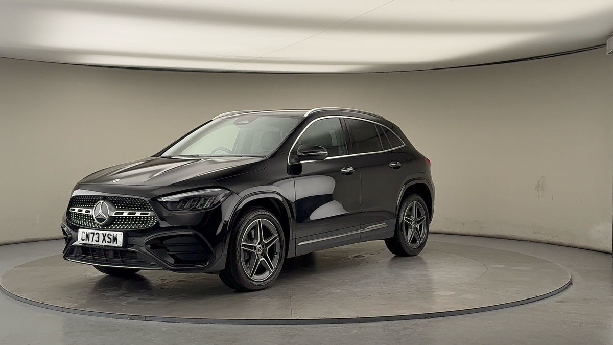 More views of Mercedes-Benz GLA