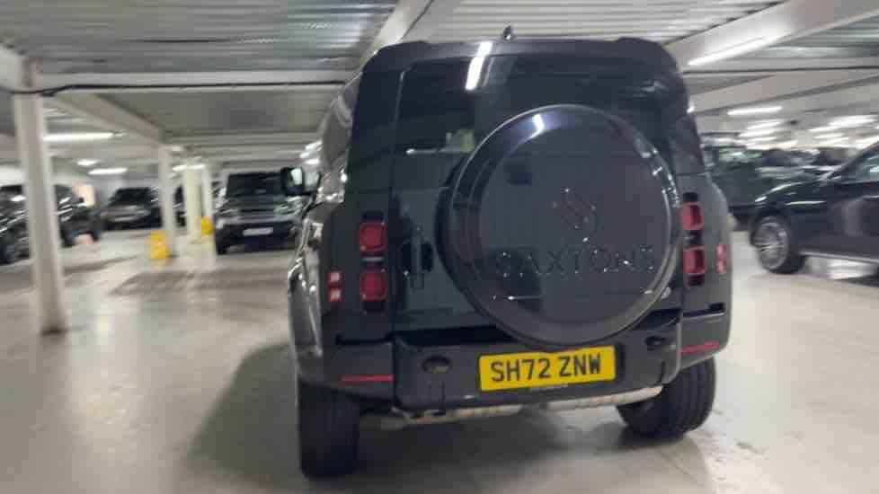 More views of Land Rover Defender 90