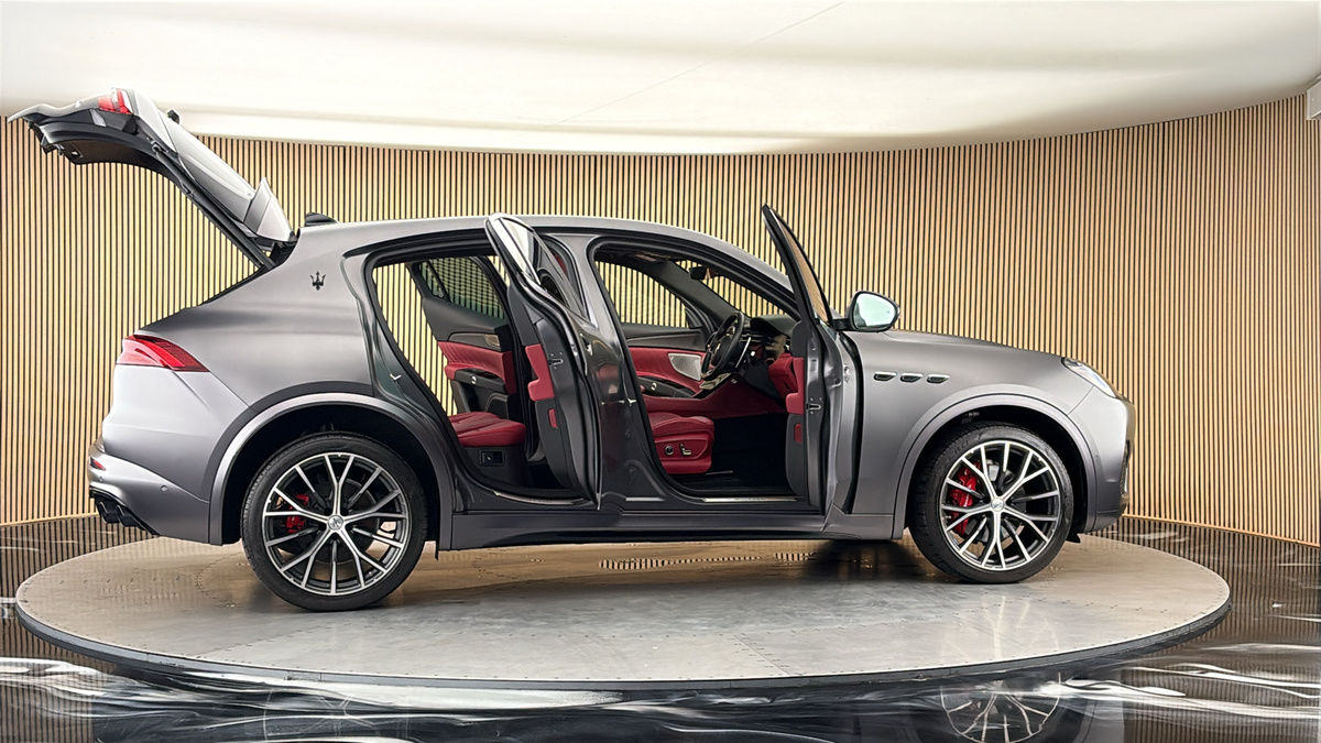 More views of Maserati Grecale