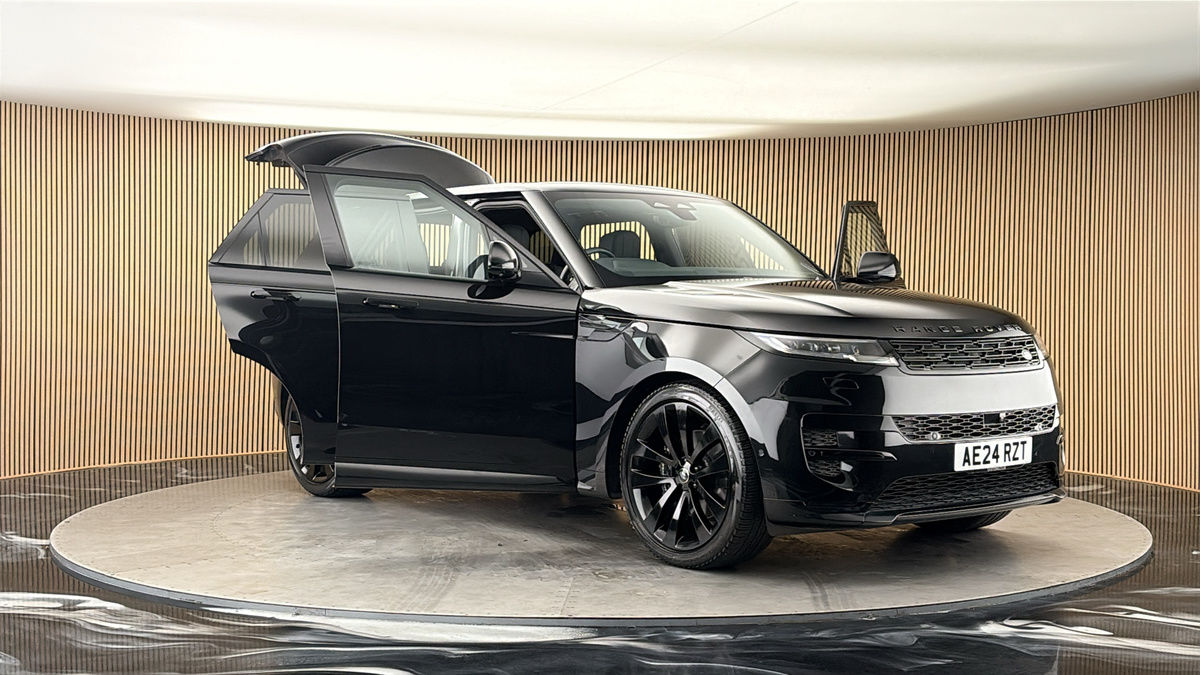 More views of Land Rover Range Rover Sport
