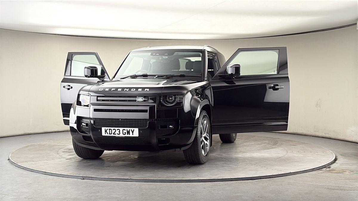 More views of Land Rover Defender 90