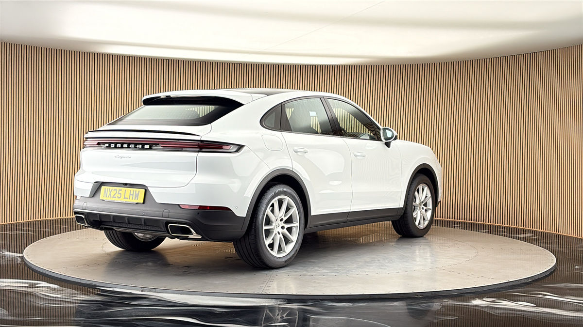 More views of Porsche Cayenne