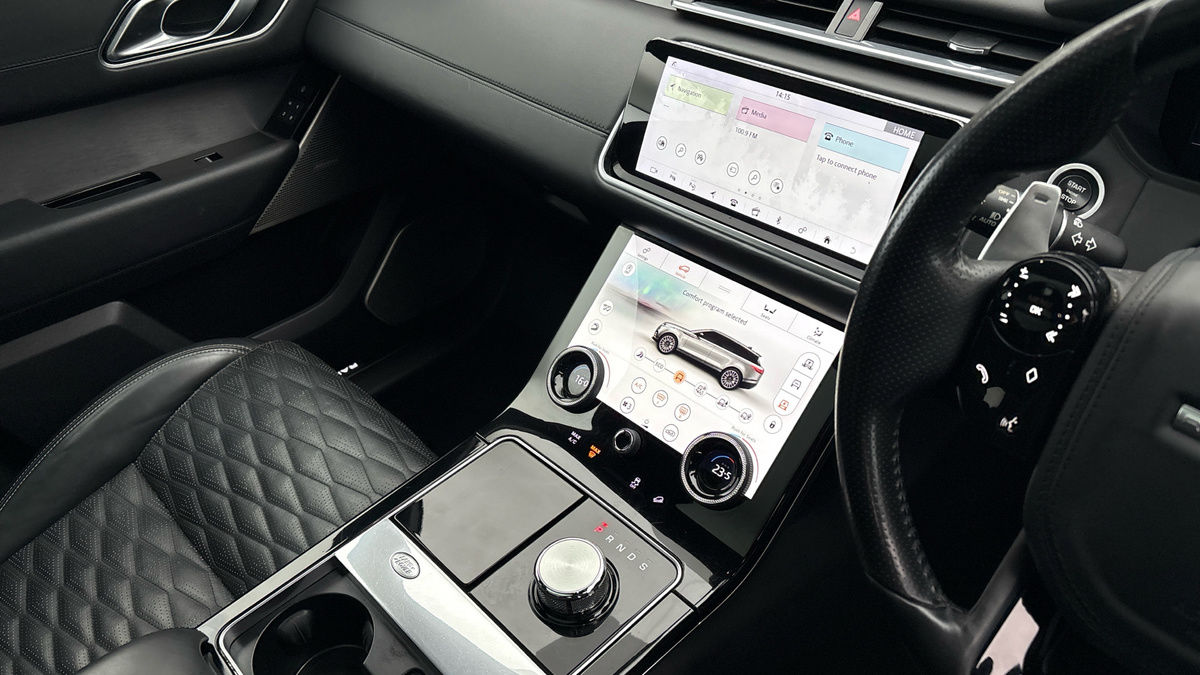 Land Rover Range Rover Velar Image 18