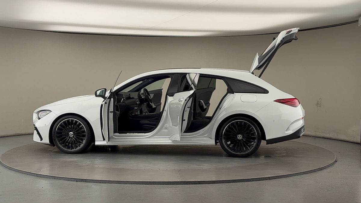 More views of Mercedes-Benz CLA