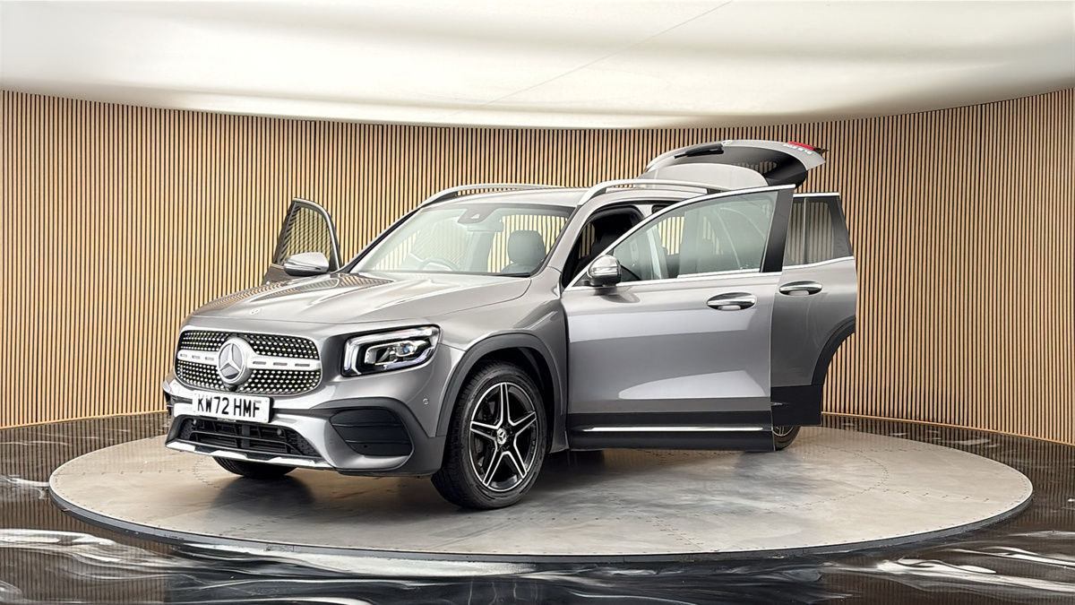More views of Mercedes-Benz GLB