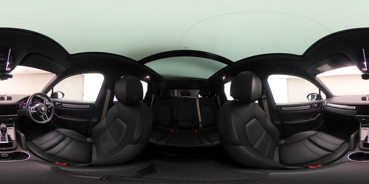 More views of Porsche Cayenne