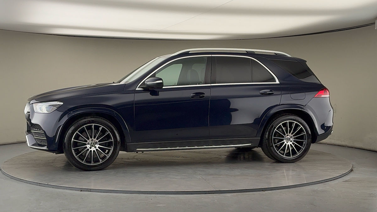 More views of Mercedes-Benz GLE