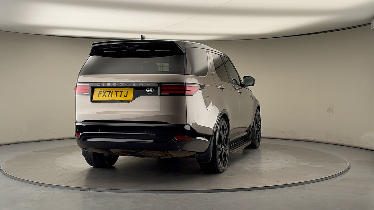 More views of Land Rover Discovery