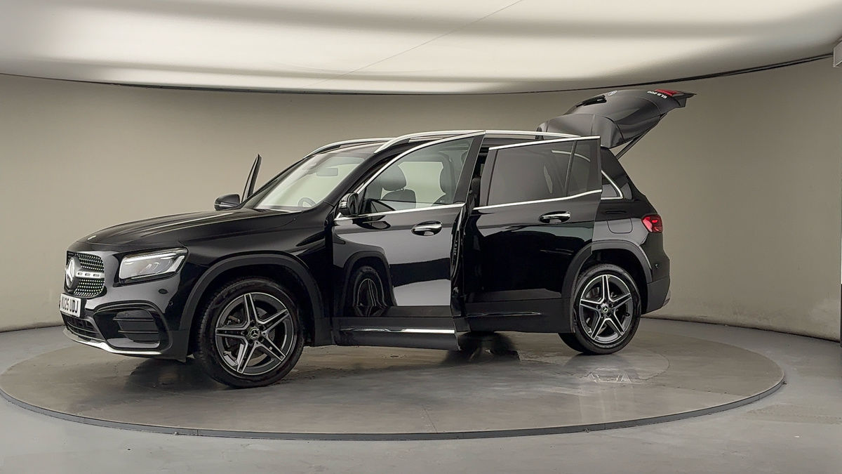 More views of Mercedes-Benz GLB