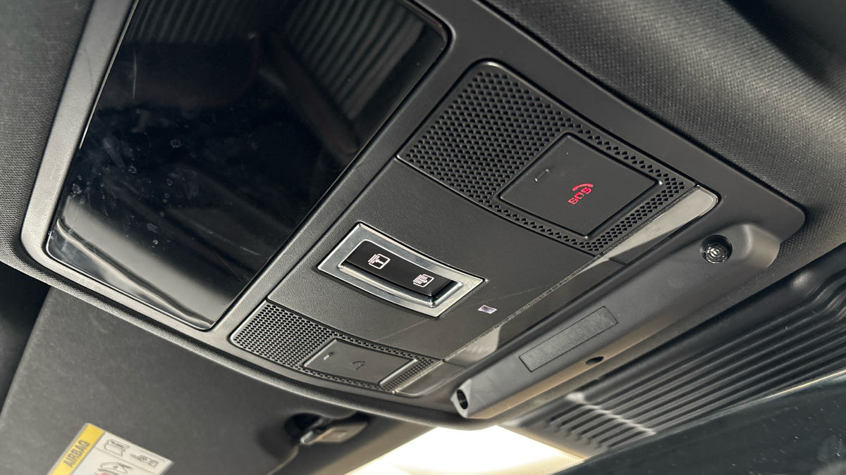 Land Rover Discovery Sport Image 30