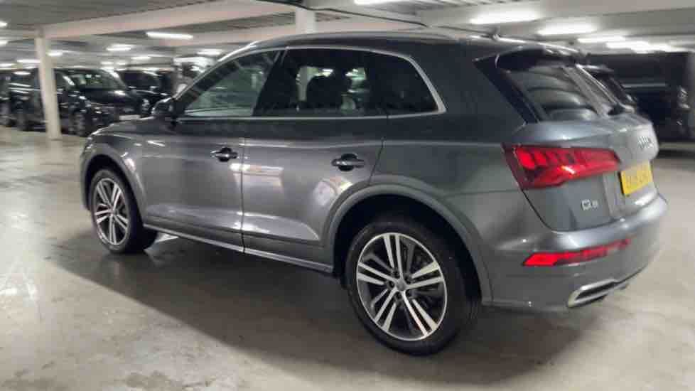 More views of Audi Q5
