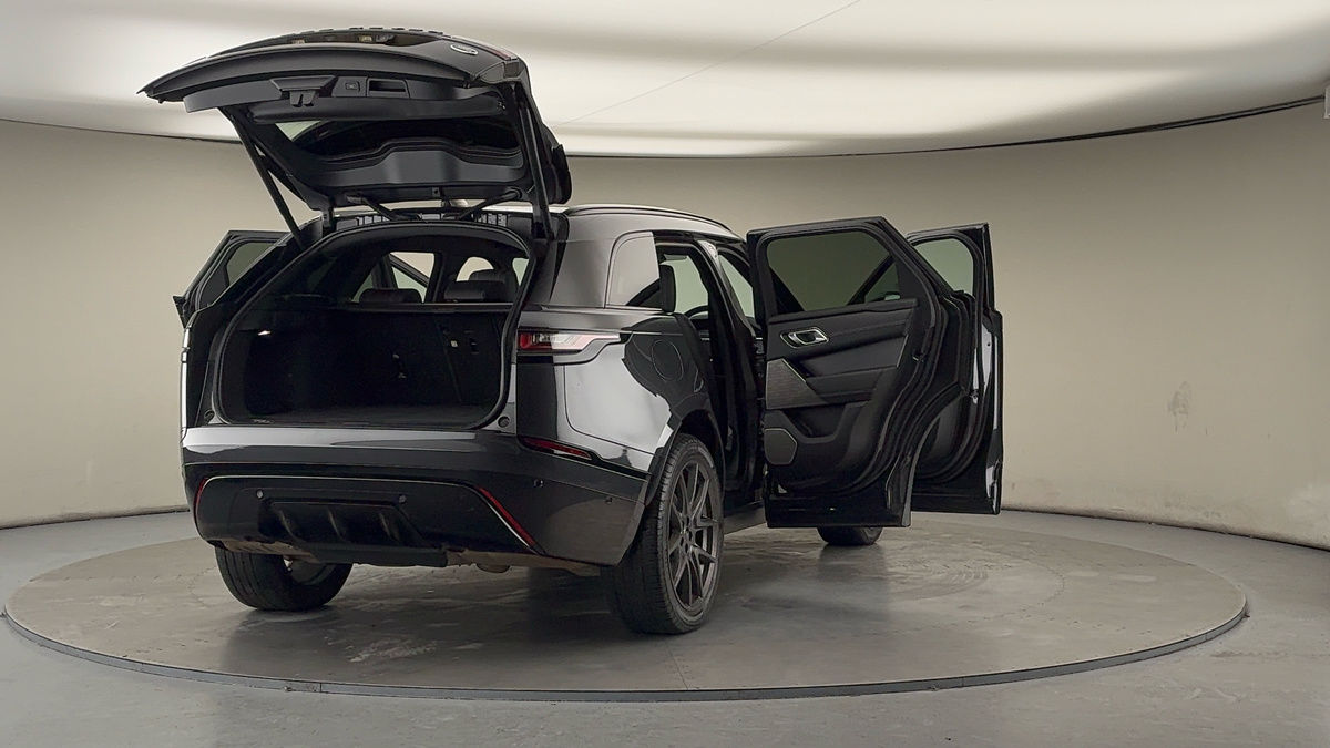 More views of Land Rover Range Rover Velar