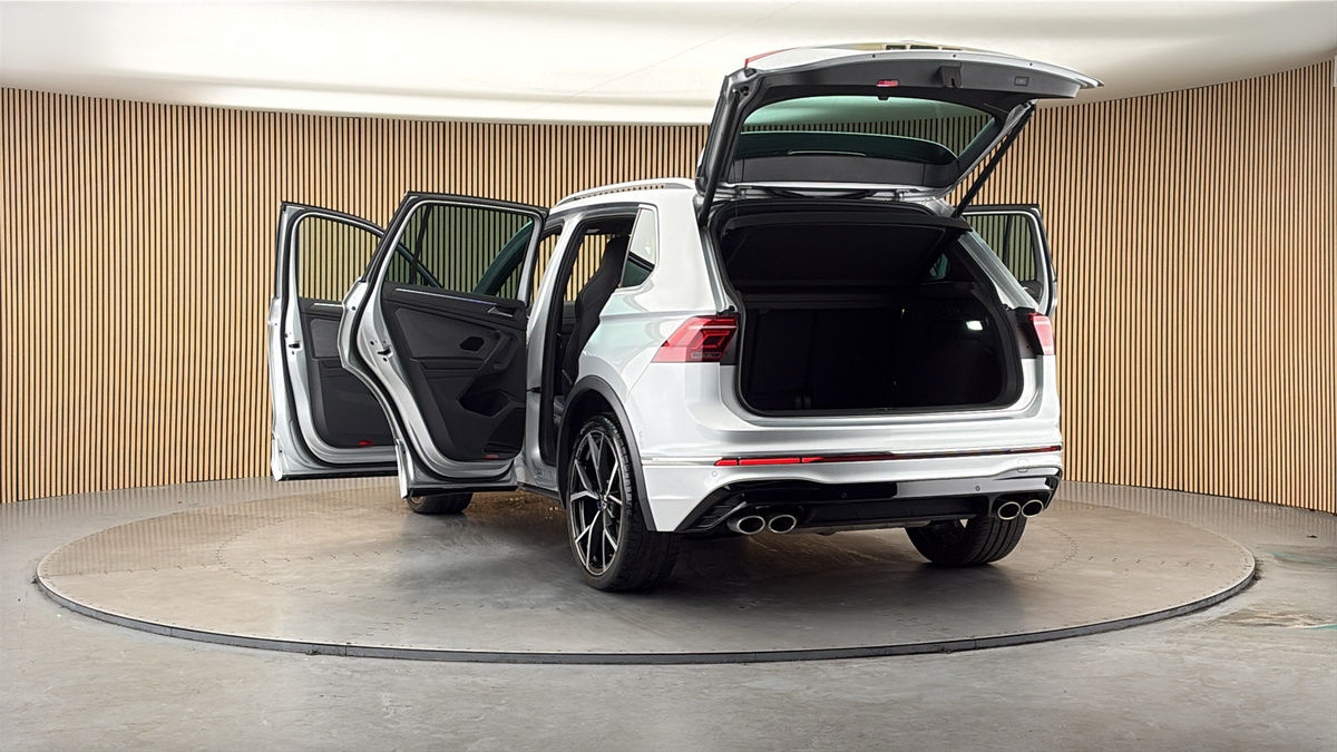 More views of Volkswagen Tiguan