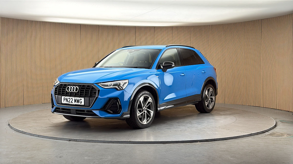 More views of Audi Q3
