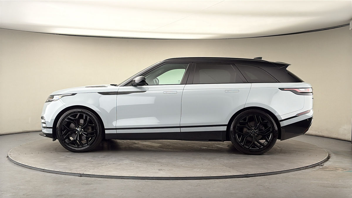 More views of Land Rover Range Rover Velar