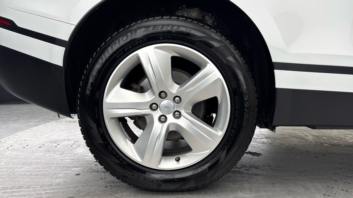 Land Rover Range Rover Velar Image 10