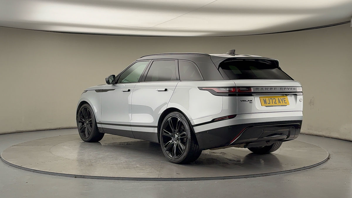 Land Rover Range Rover Velar Image 2