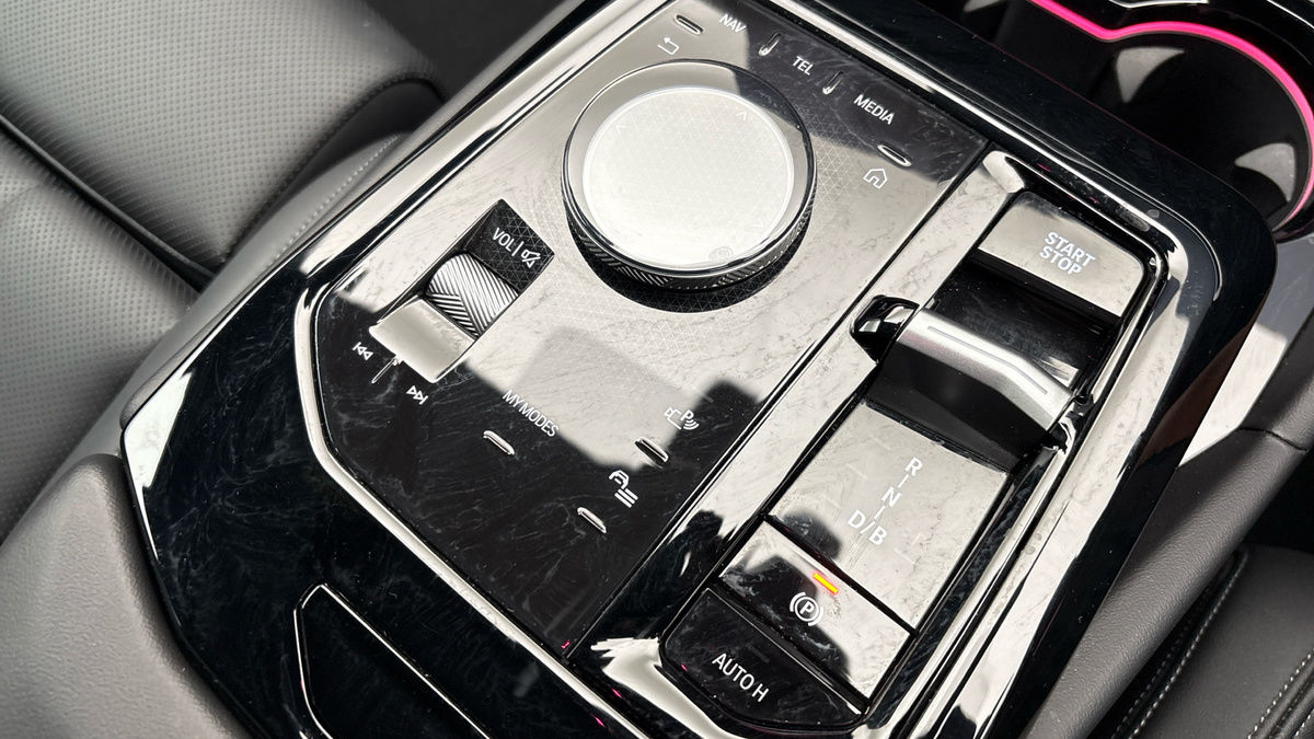 BMW i5 Image 6