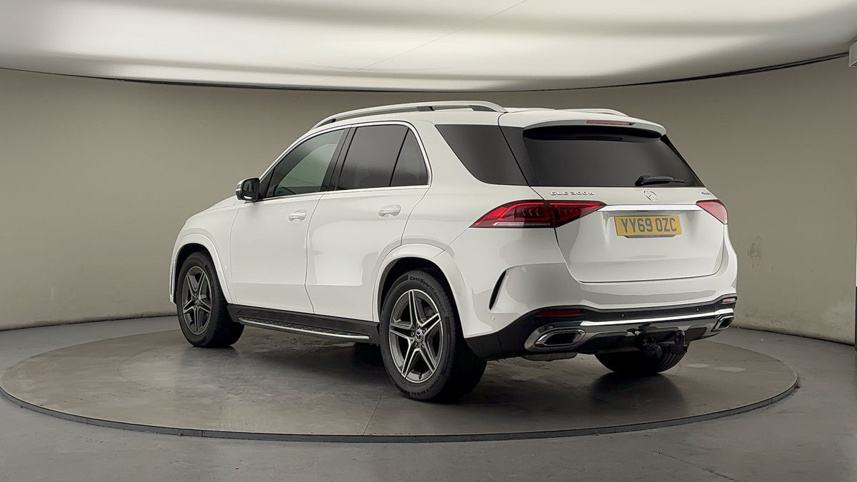 Mercedes-Benz GLE Image 2