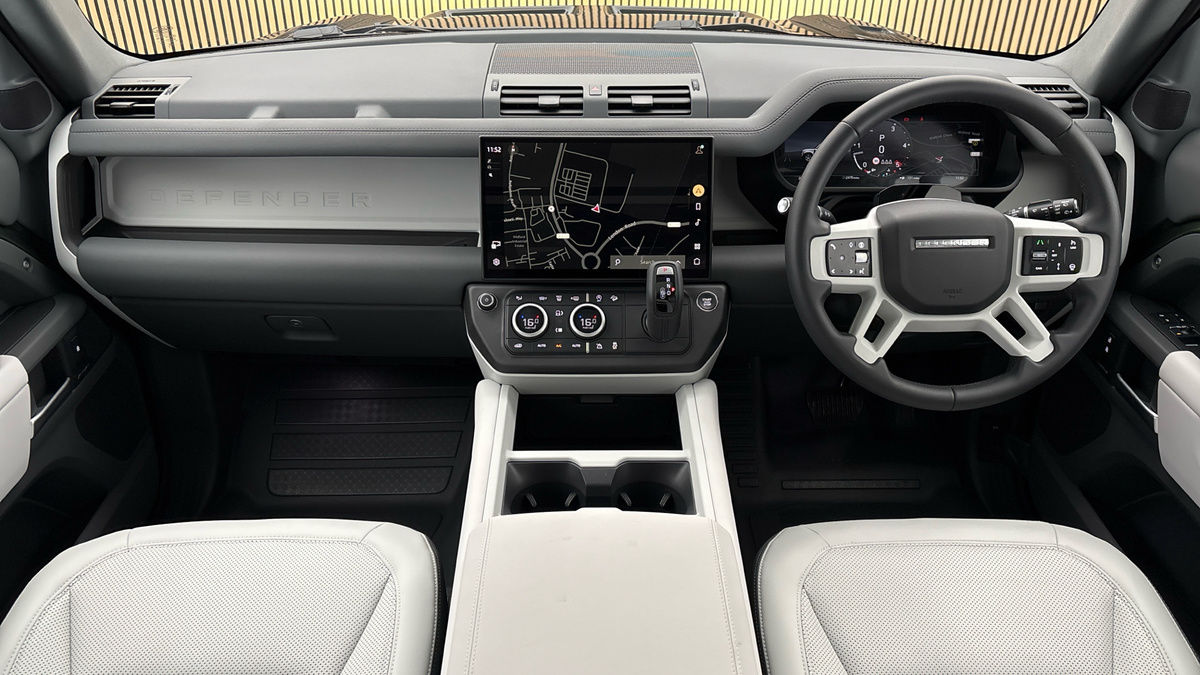 Land Rover Defender 90 Urban Image 12