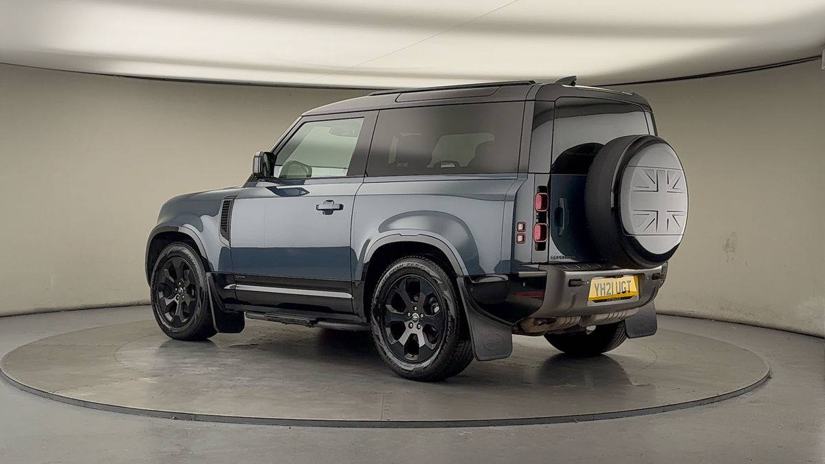 More views of Land Rover Defender 90