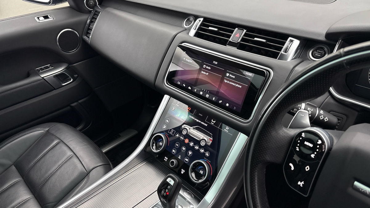 Land Rover Range Rover Sport Image 18