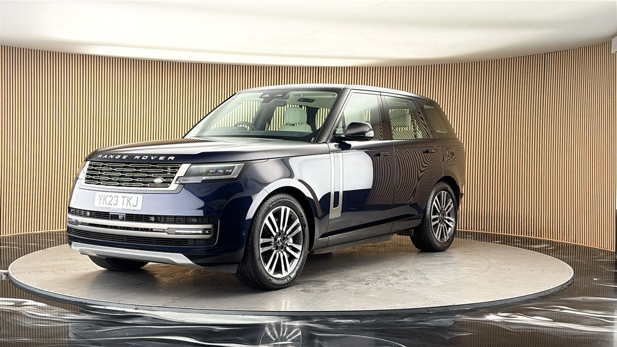 More views of Land Rover Range Rover