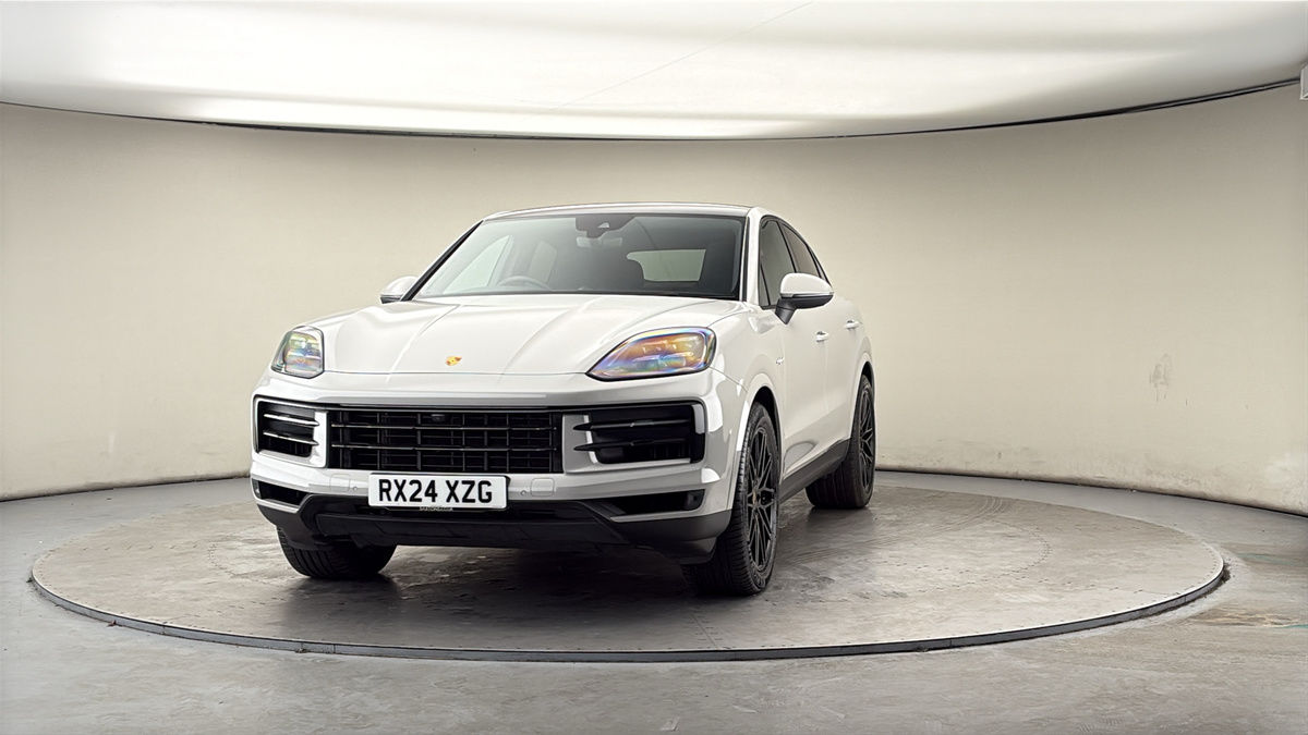 More views of Porsche Cayenne