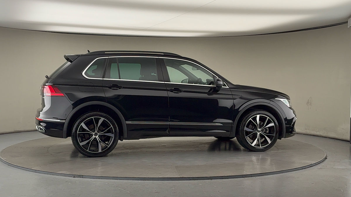 More views of Volkswagen Tiguan