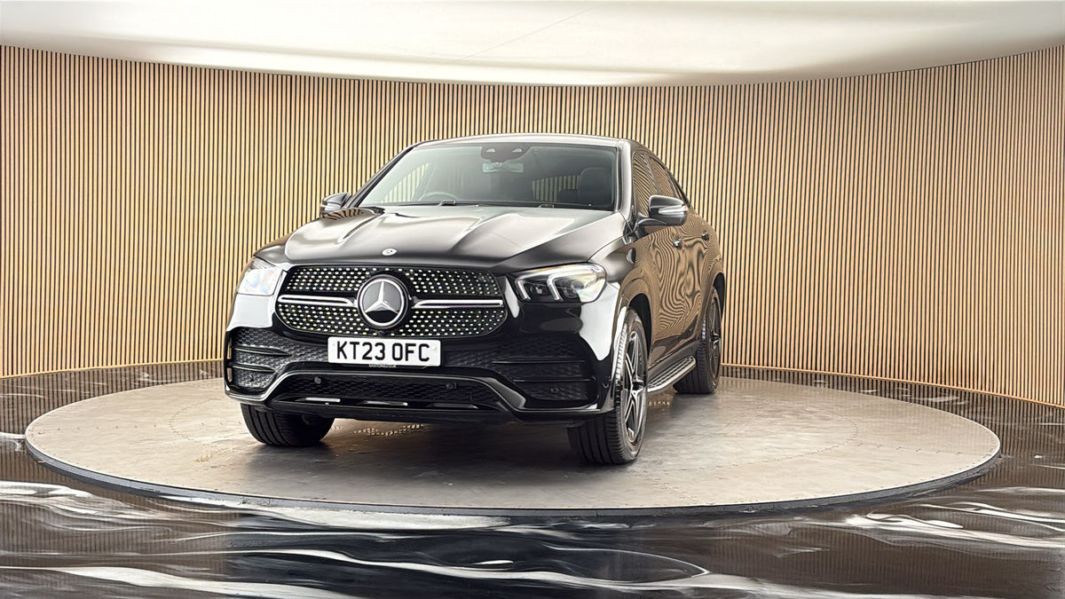 More views of Mercedes-Benz GLE