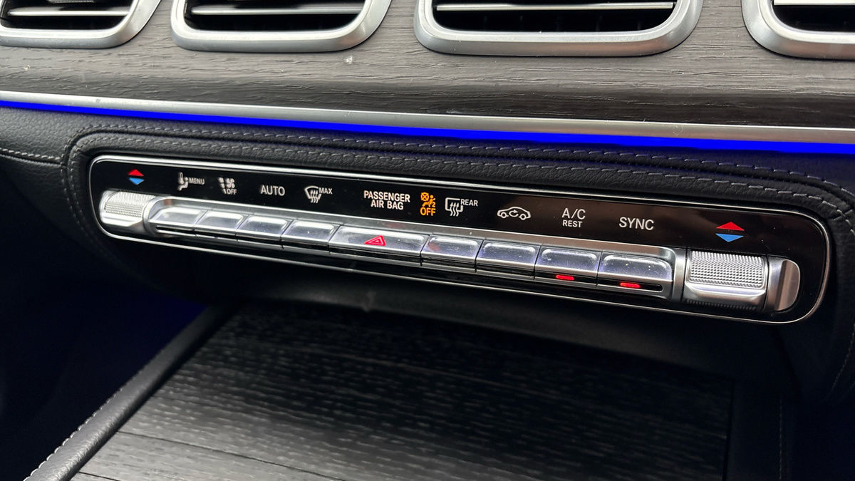 Mercedes-Benz GLE Image 33