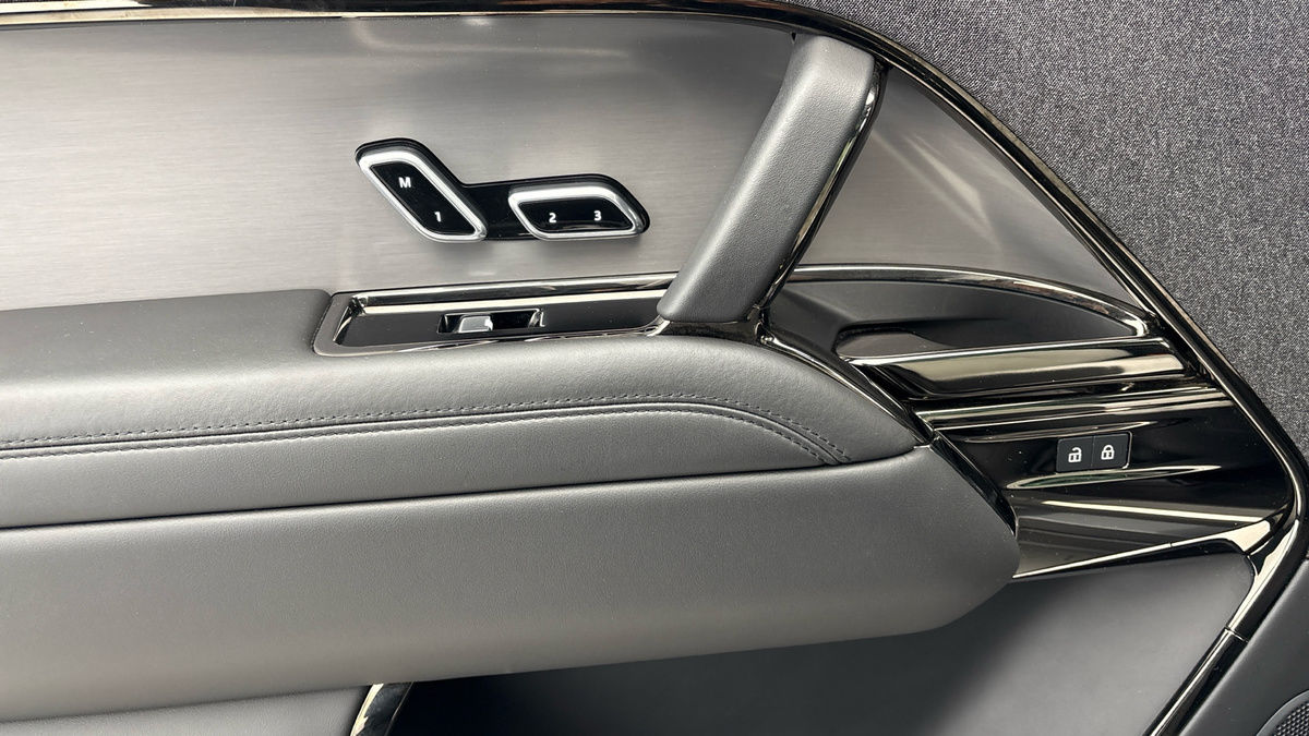 Land Rover Range Rover Sport Image 19