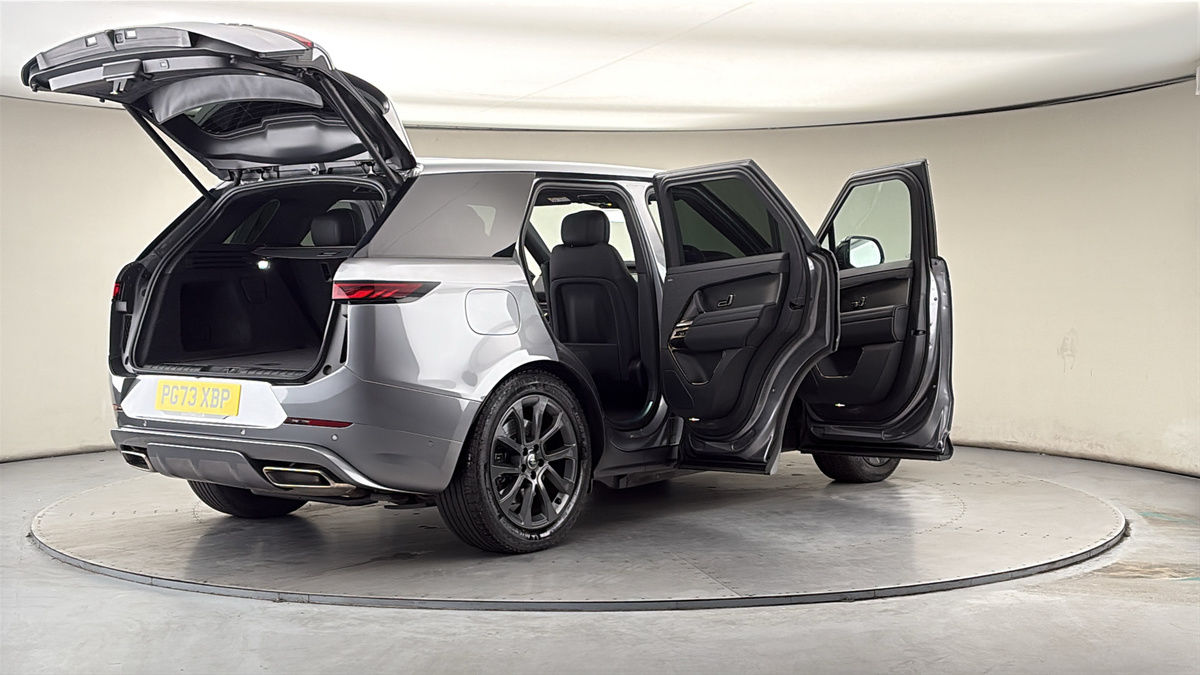 More views of Land Rover Range Rover Sport