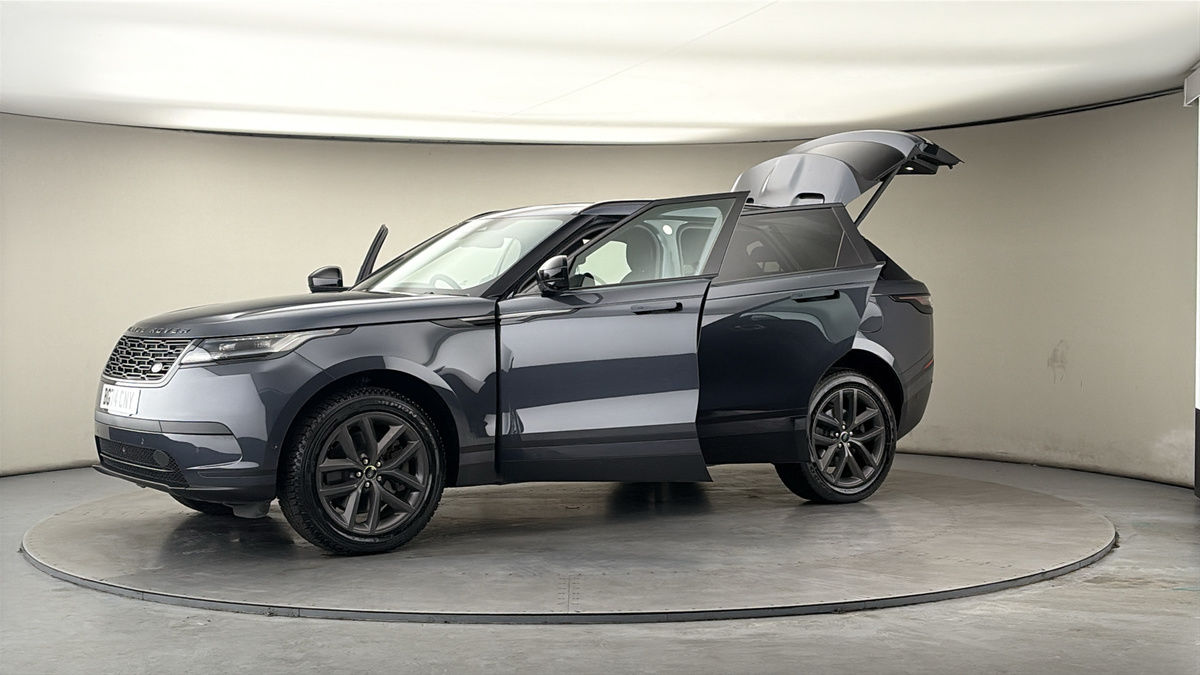 More views of Land Rover Range Rover Velar