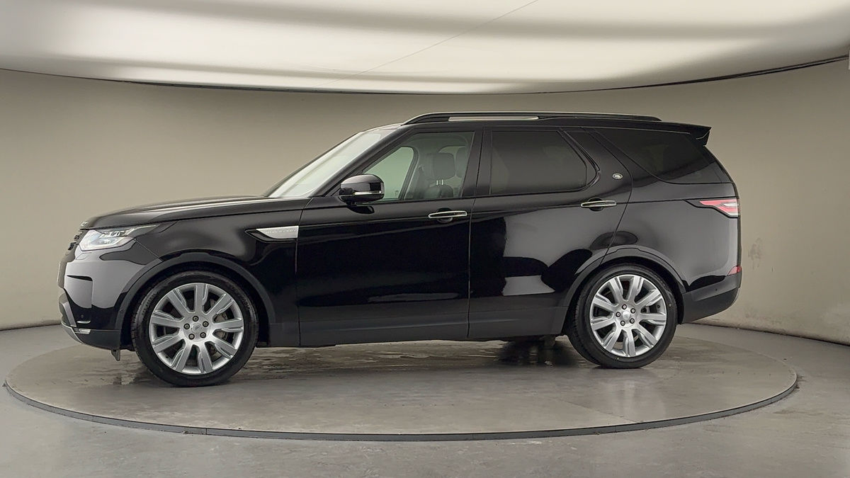 More views of Land Rover Discovery