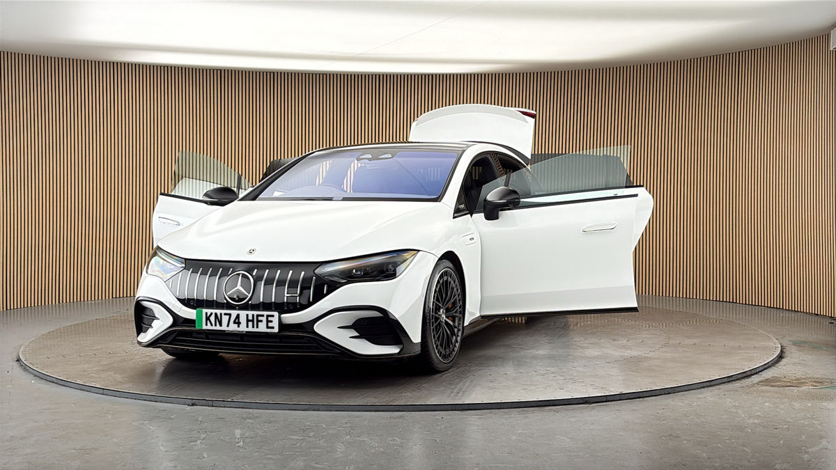 More views of Mercedes-Benz EQE