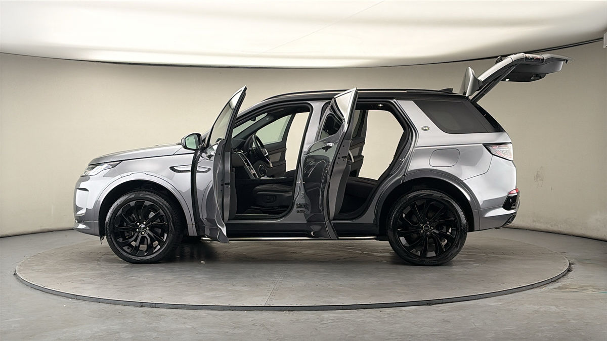 More views of Land Rover Discovery Sport