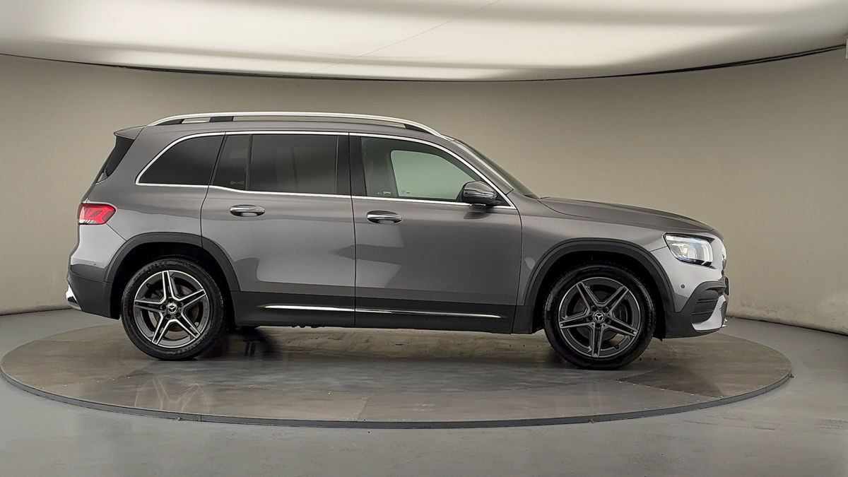 More views of Mercedes-Benz GLB