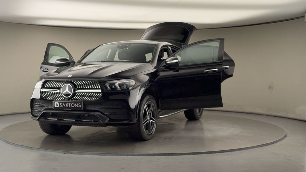 More views of Mercedes-Benz GLE