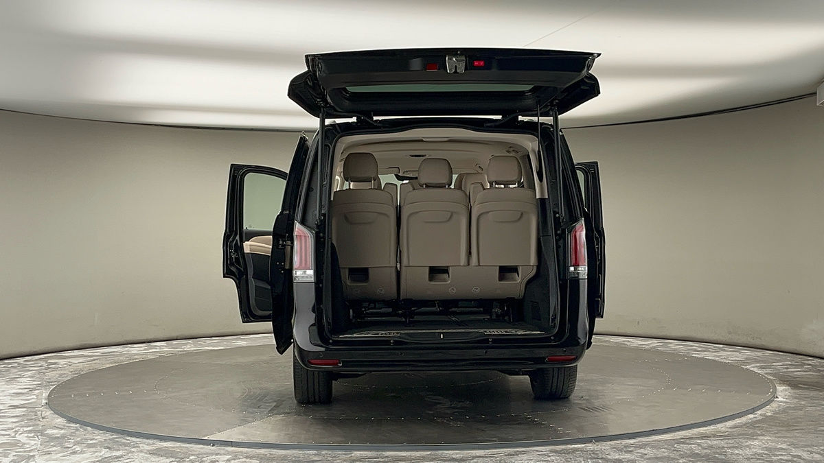 More views of Mercedes-Benz V Class