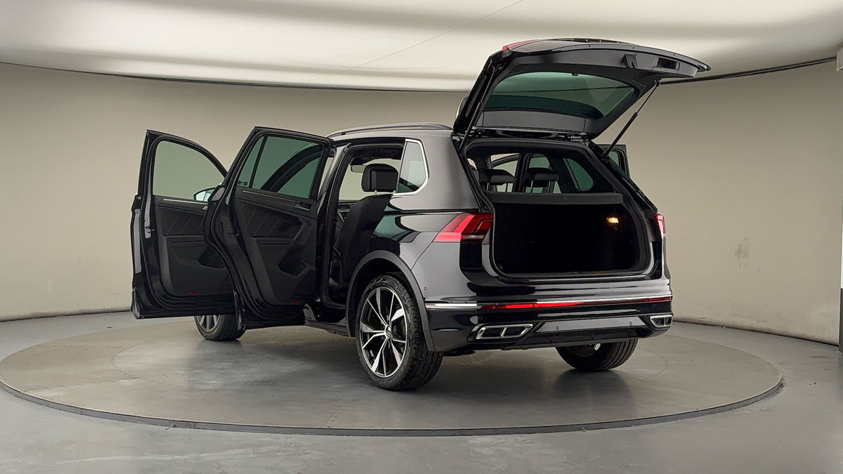 Volkswagen Tiguan Image 23