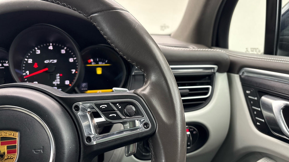Porsche Macan Image 14