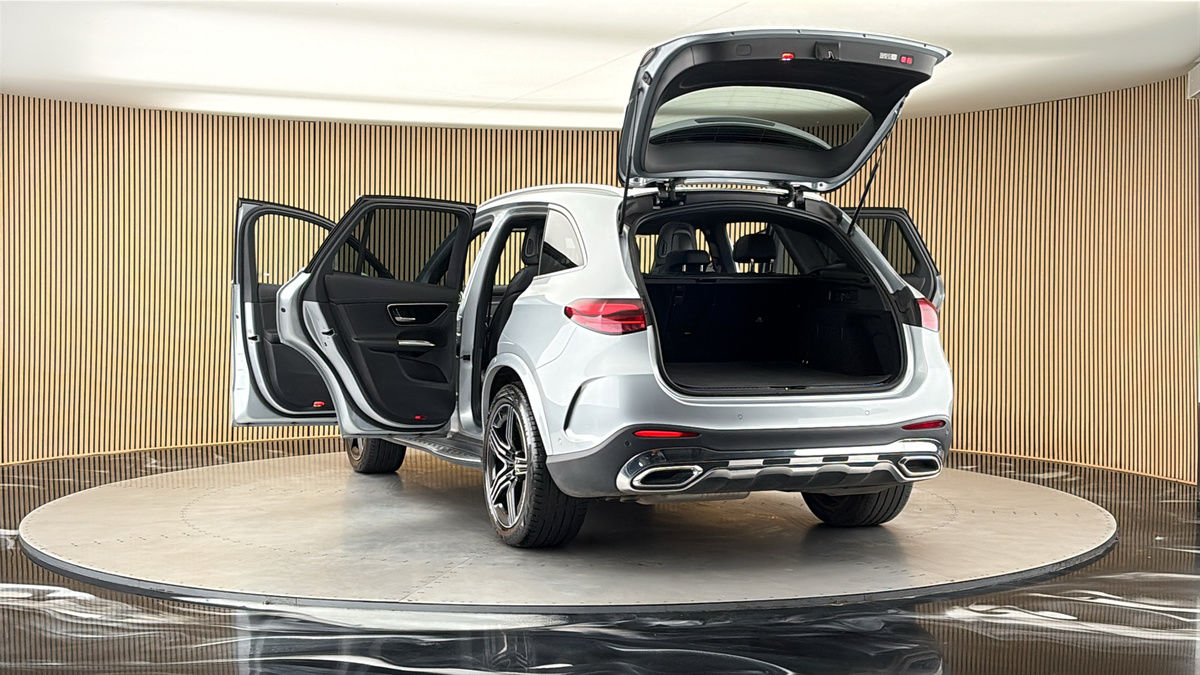 More views of Mercedes-Benz GLC