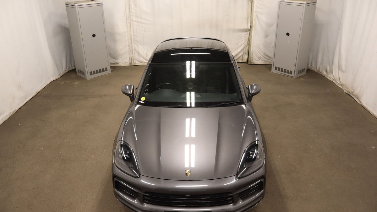 Porsche Cayenne Image 7