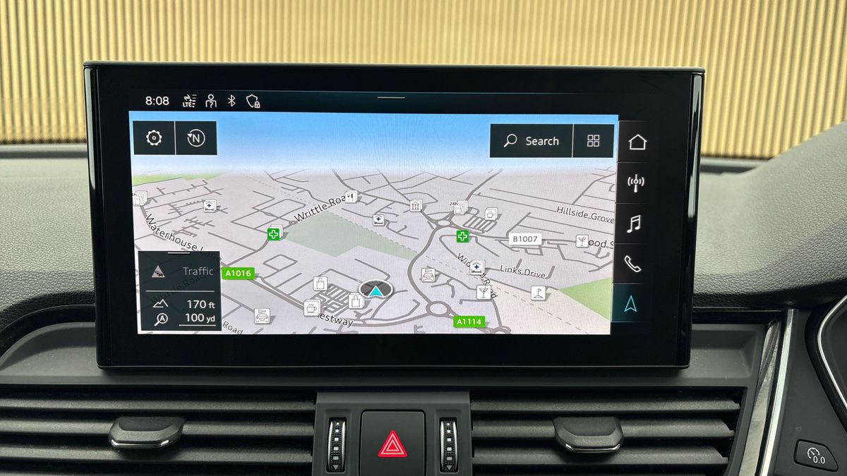 Audi Q5 Image 17