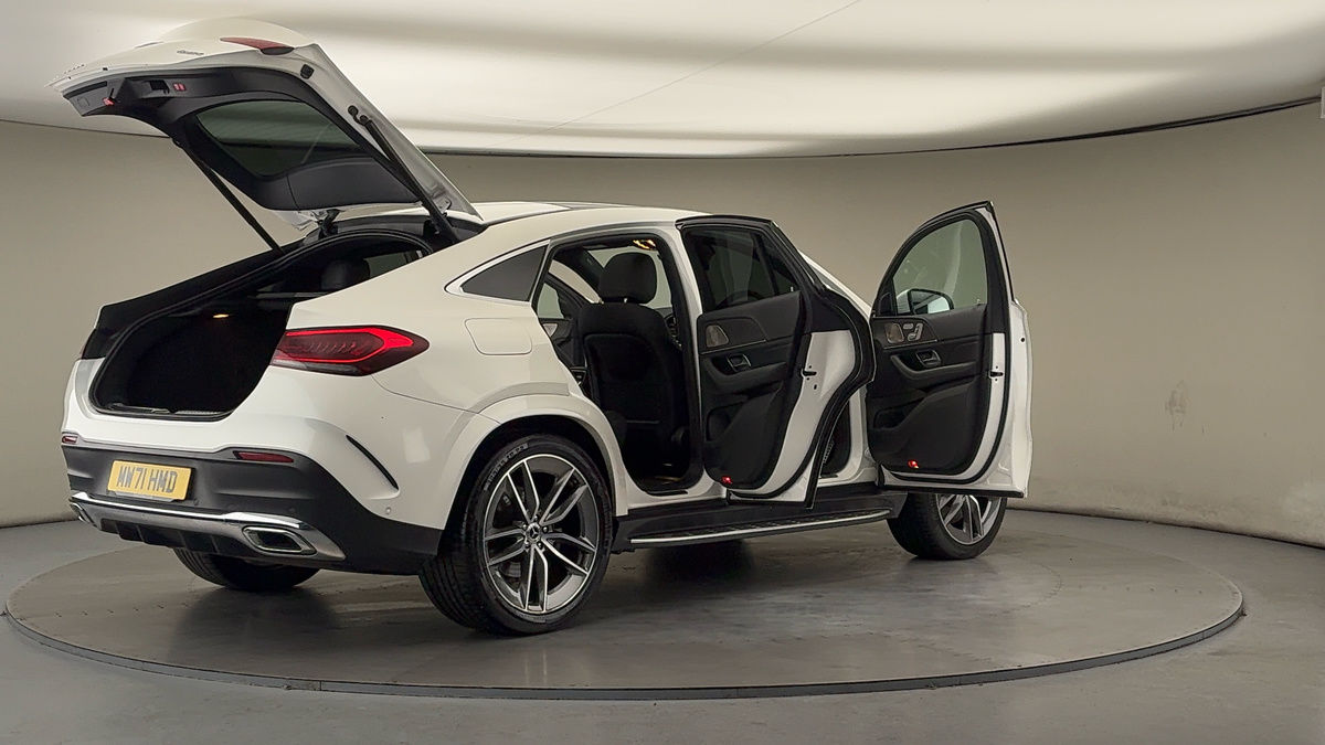 More views of Mercedes-Benz GLE