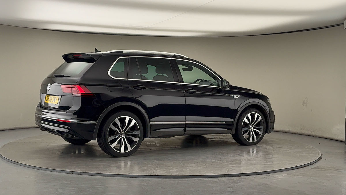 More views of Volkswagen Tiguan