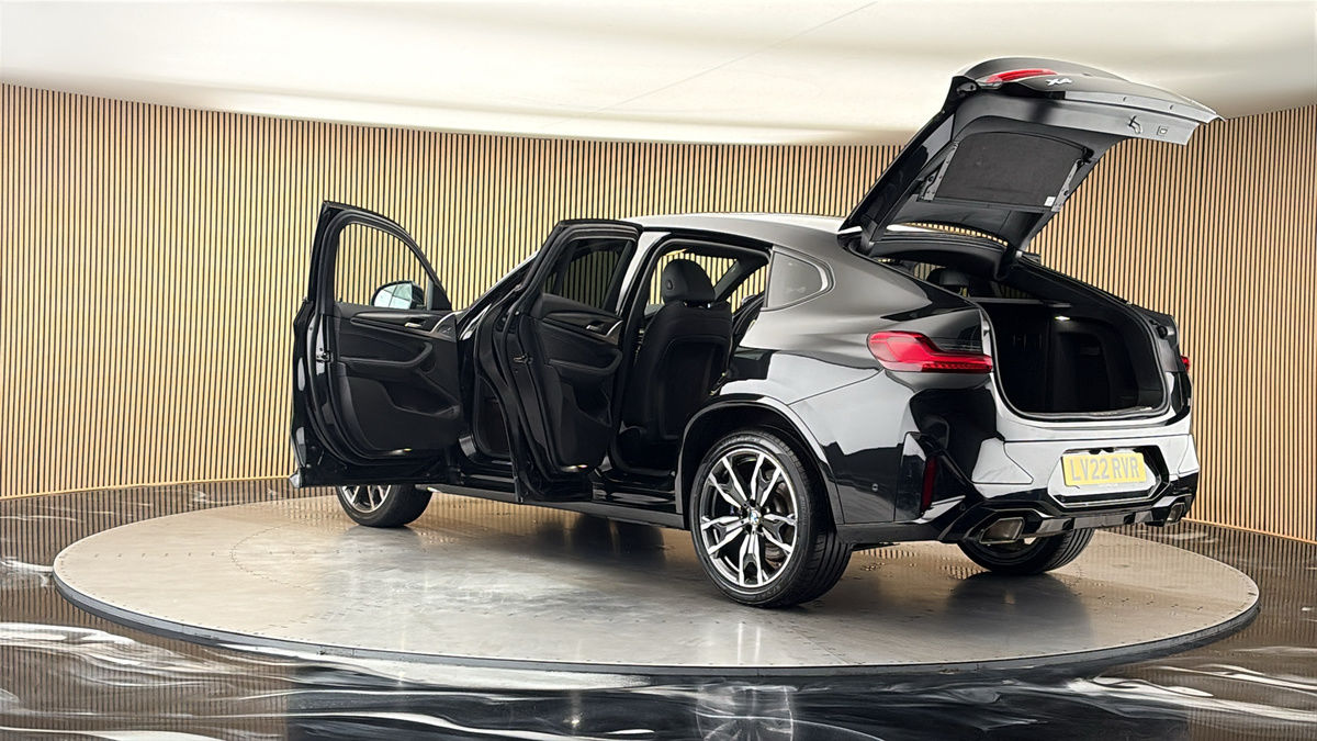 More views of BMW X4